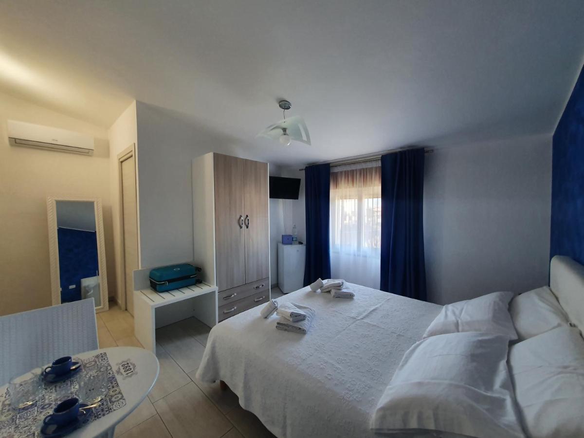 Blue Velvet Rooms Tortolì Exterior foto